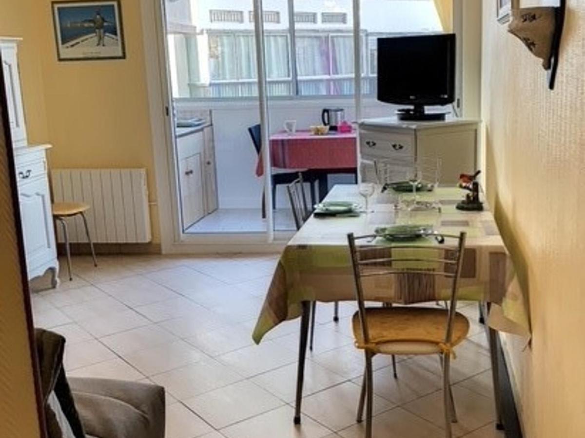 Appartement 2 Etoiles Proche Du Stade Et Des Thermes A Balaruc-Les-Bains, Avec Parking Et Balcon Ferme - Fr-1-503-84 Εξωτερικό φωτογραφία
